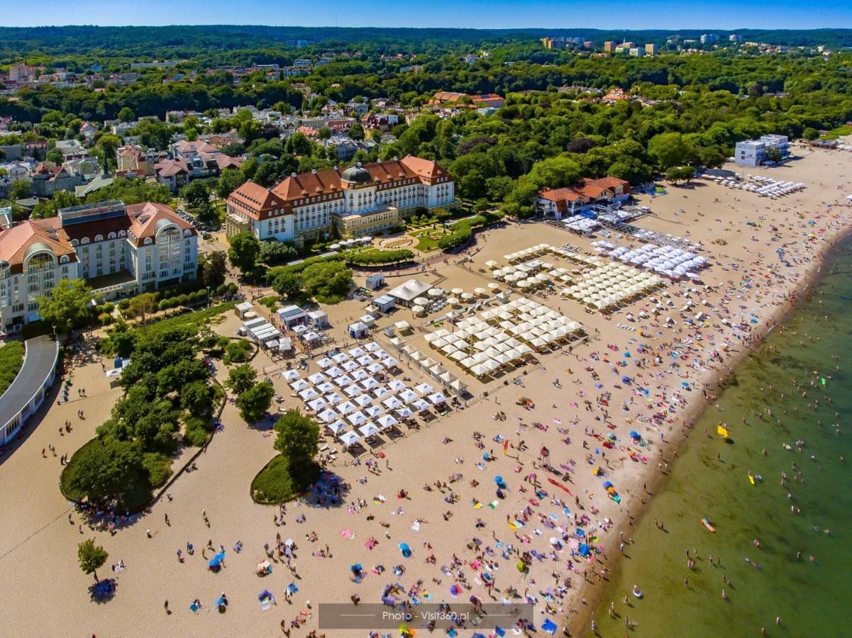 Aquarius - Hampton Apartments Sopot Esterno foto